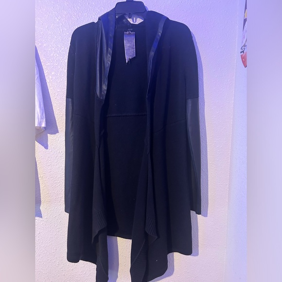 black premise cardigan Medium hoodie women’s - Picture 1 of 14